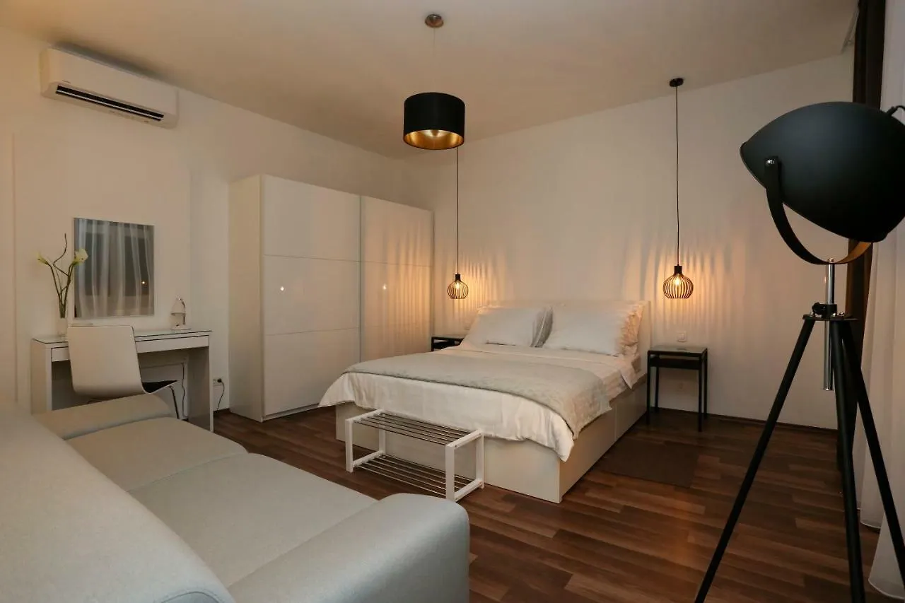 Marton & Martinis Superior Apartments - Spacious One-Room Apartments - Excellent Location Within Walking Distance Of Diocletian'S Palace And Bacvice Beach - The Best Restaurants Within Walking Distance - Buralux Properties Split Croatia