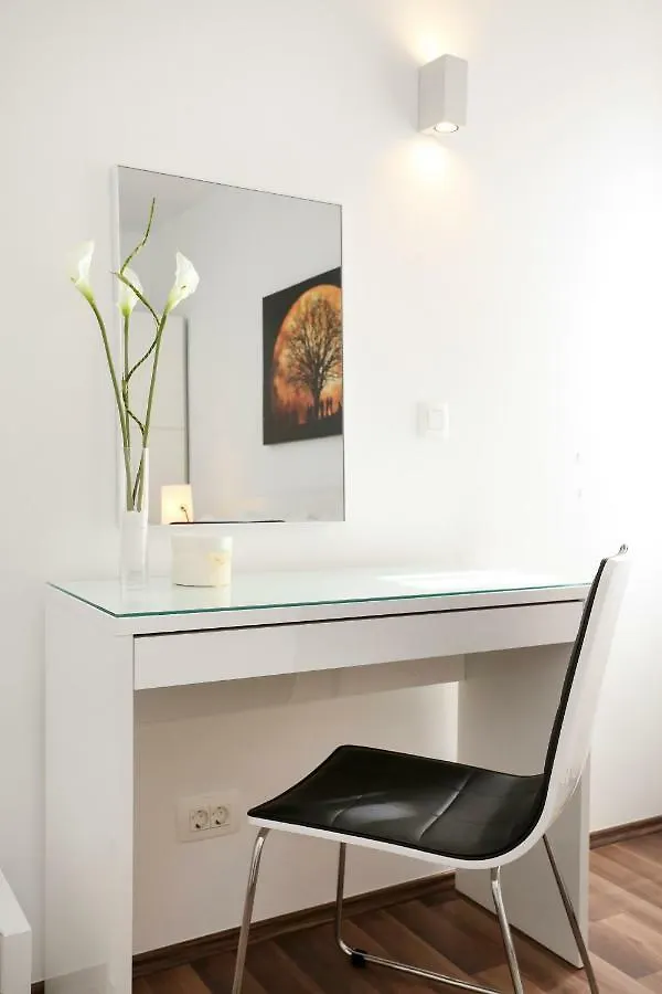 Marton & Martinis Superior Apartments - Spacious One-Room Apartments - Excellent Location Within Walking Distance Of Diocletian'S Palace And Bacvice Beach - The Best Restaurants Within Walking Distance - Buralux Properties Split Croatia