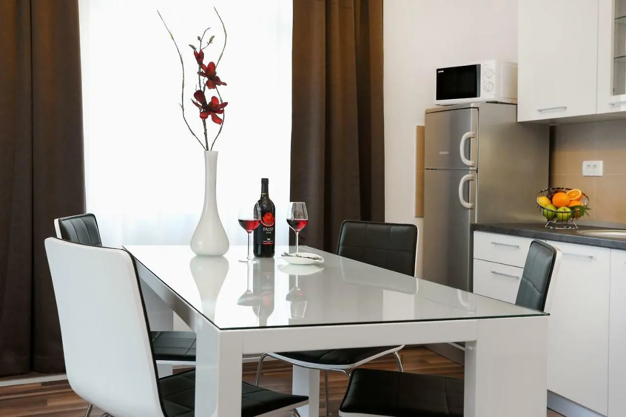 Marton & Martinis Superior Apartments - Spacious One-Room Apartments - Excellent Location Within Walking Distance Of Diocletian'S Palace And Bacvice Beach - The Best Restaurants Within Walking Distance - Buralux Properties Split