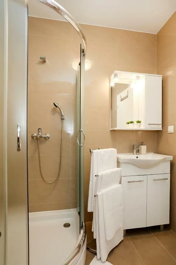 Marton & Martinis Superior Apartments - Spacious One-Room Apartments - Excellent Location Within Walking Distance Of Diocletian'S Palace And Bacvice Beach - The Best Restaurants Within Walking Distance - Buralux Properties Split