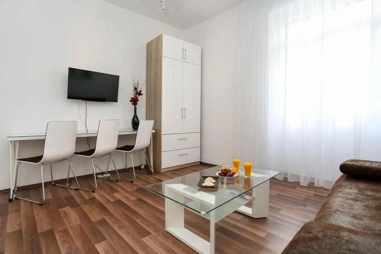 Marton & Martinis Superior Apartments - Spacious One-Room Apartments - Excellent Location Within Walking Distance Of Diocletian'S Palace And Bacvice Beach - The Best Restaurants Within Walking Distance - Buralux Properties Split Croatia